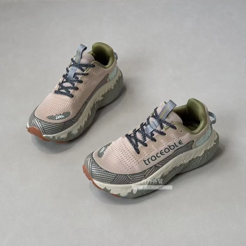 2026 Running Shoes For Unisex  - Luxury Lifestyle Brand recension och pris