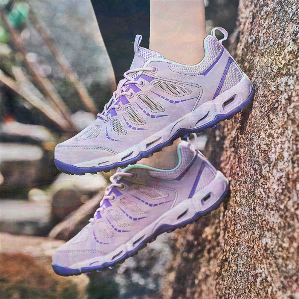 Sumer Round Tip Silver Sneaker - Luxury Lifestyle Brand recension och pris